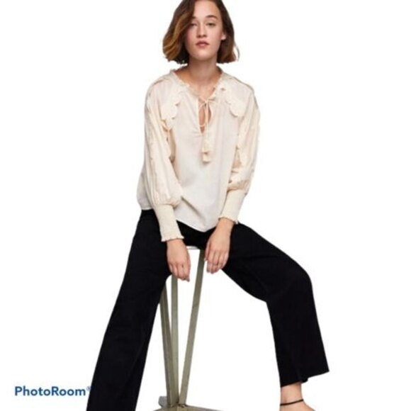 NWT- Zara women’s Ruffle/Eyelet Long Sleeve Size Small, Peach, Tassel Tie - Picture 2 of 8